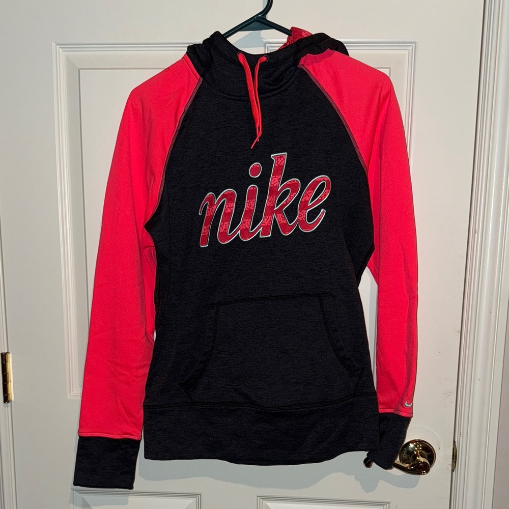 Nike Women's Black and Orange Hoodie